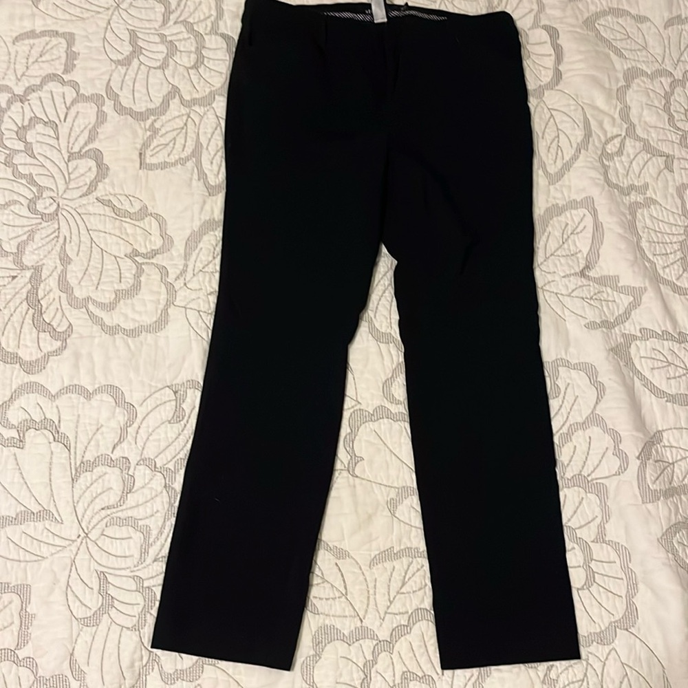 Torrid studio line size 14 Short black business pants.